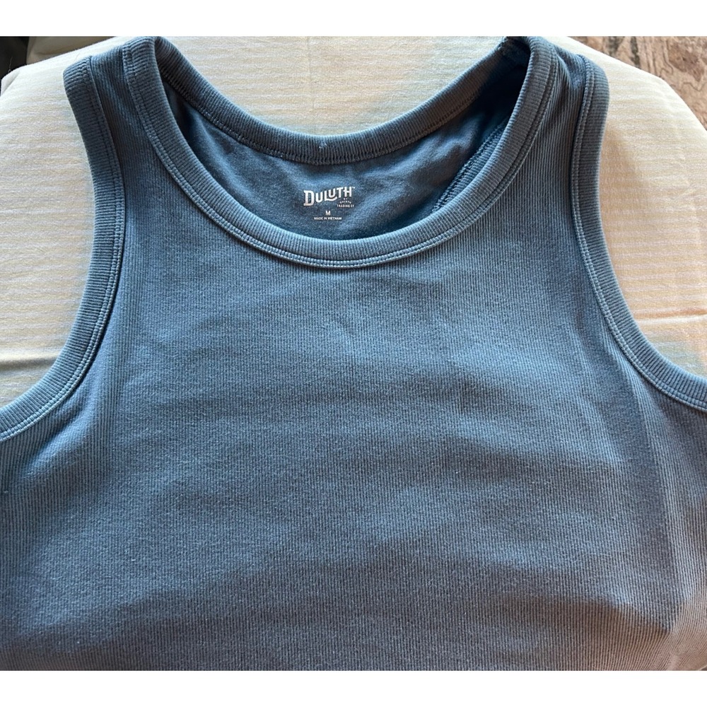 Duluth Trading Co Womens Blue Ribbed No-Yank Tank Top with Shelf Bra Size M - Picture 2 of 5